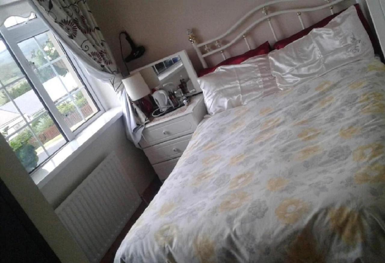The Yellow Rose B&B Belderg Dış mekan fotoğraf